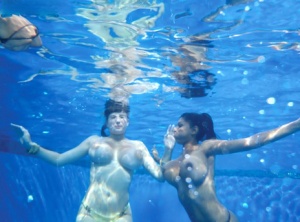 Busty chick Valory Irene and a girlfriend hold the breathe while underwater #14
